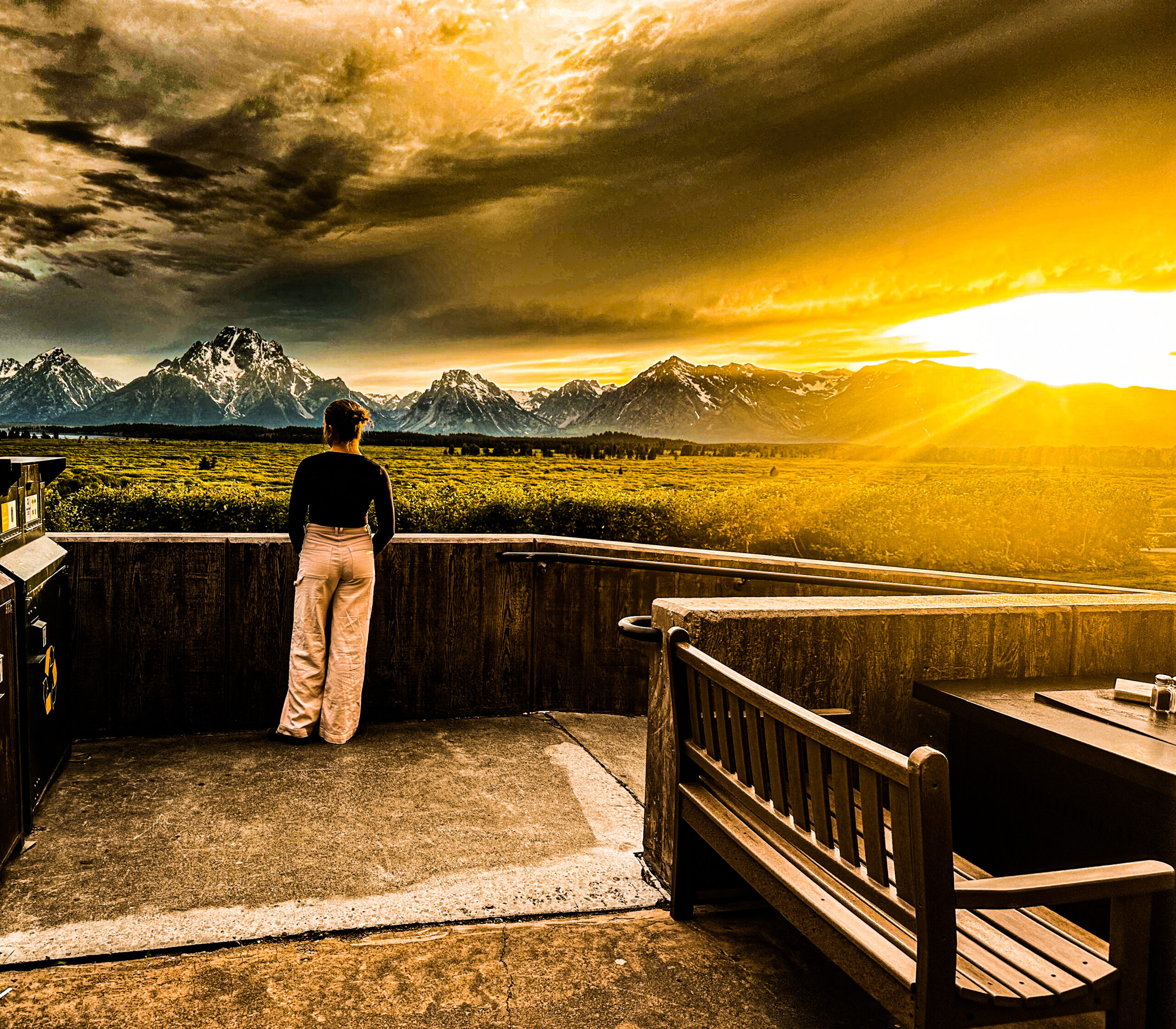 Jackson Lake Lodge with mountain backdrop