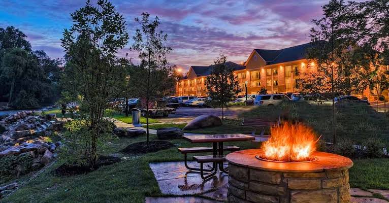 Econo Lodge Pigeon Forge Riverside