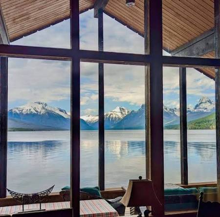 Log cabin near Glacier National Park