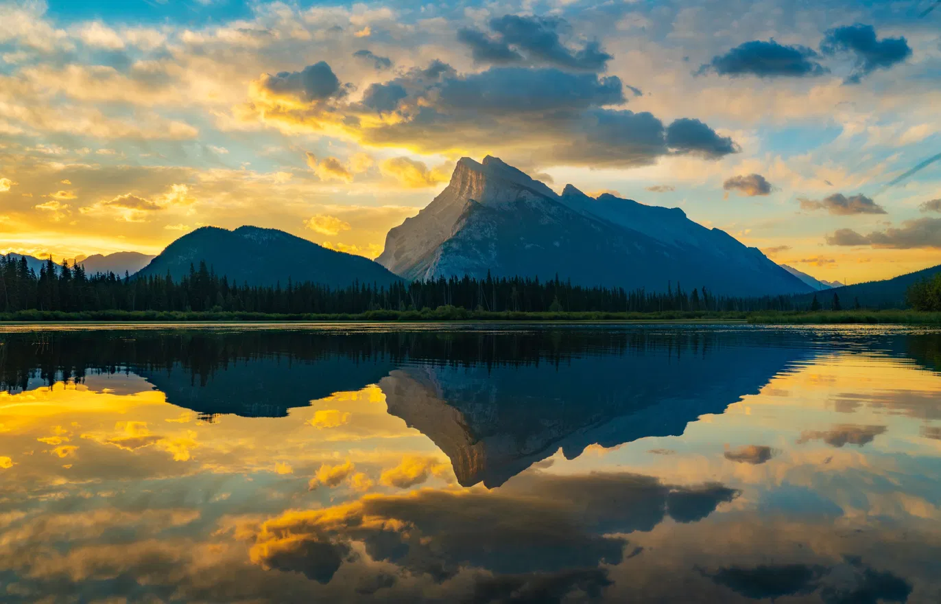 Vermilion Lakes sunrise reflection of Mount Rundle in Banff National Park