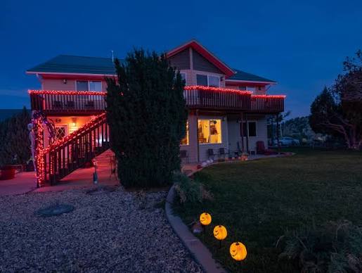 Bryce Trails Bed and Breakfast in Tropic, Utah