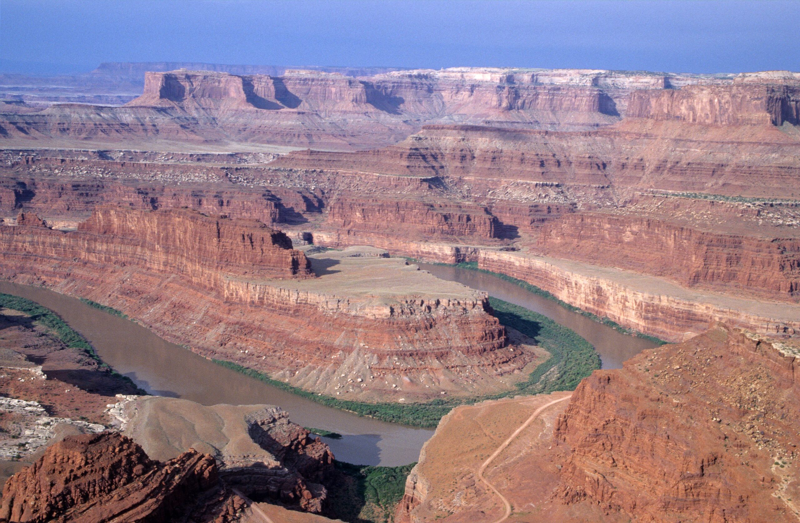 The Colorado River gooseneck bend seen from Dead Horse Point State Park